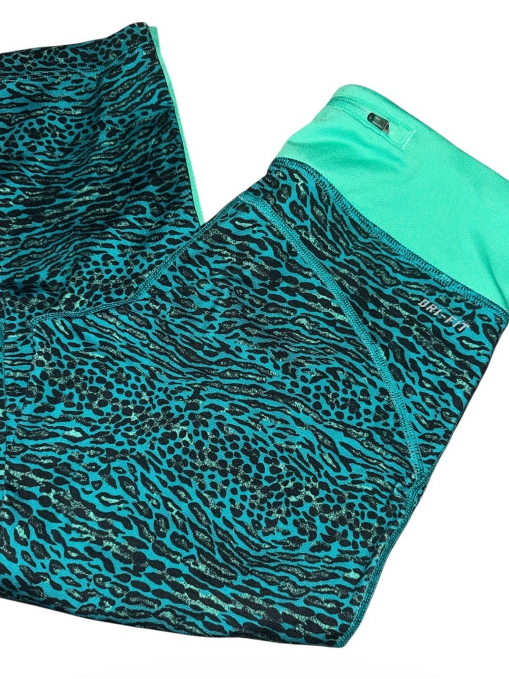 Women’s Turquoise Animal Nike Dri-fit leggings